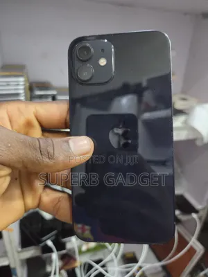 Apple iPhone 12 64 GB Black