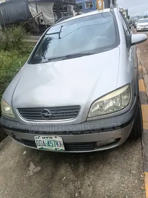 Opel Zafira 2005 Silver