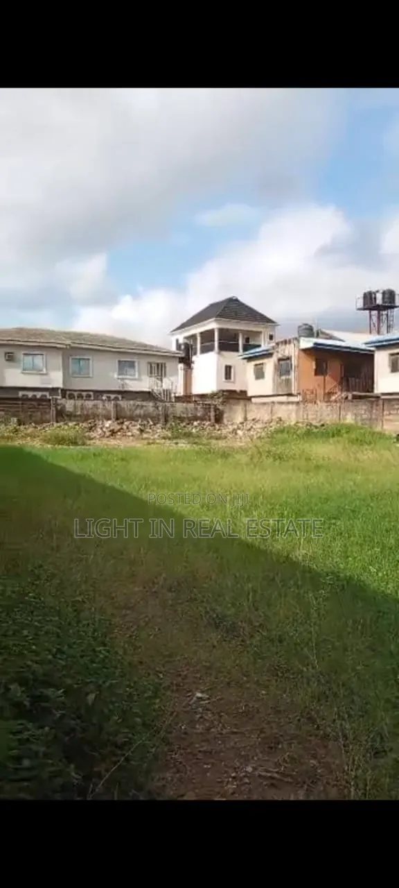 One And Half Plot At Ajala
