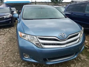Toyota Venza 2011 Green