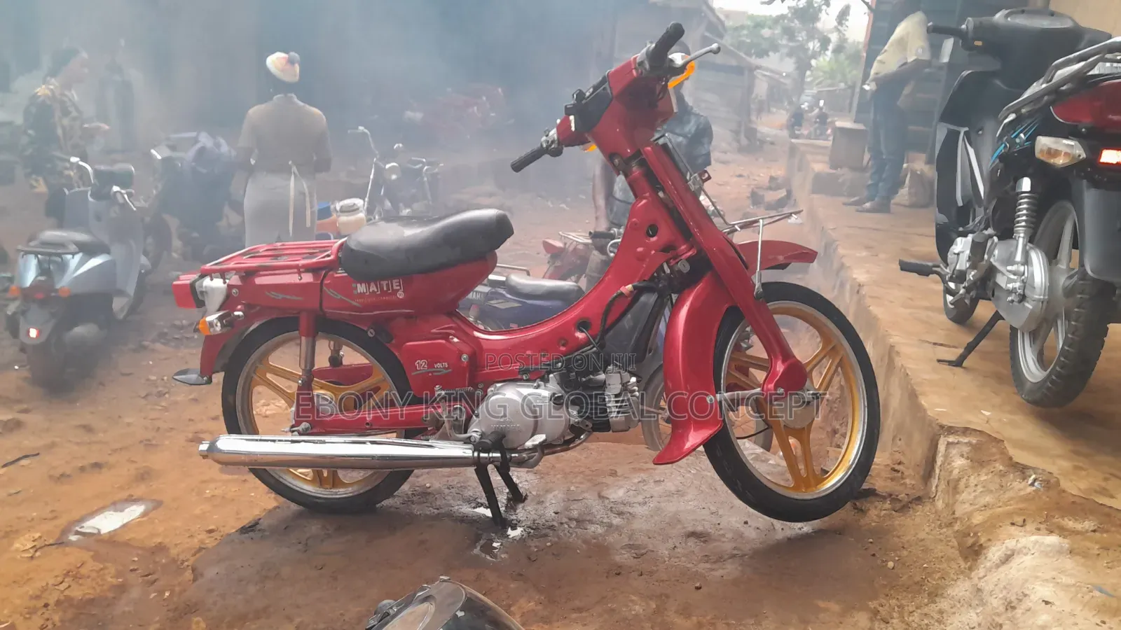 Yamaha 2012 Red