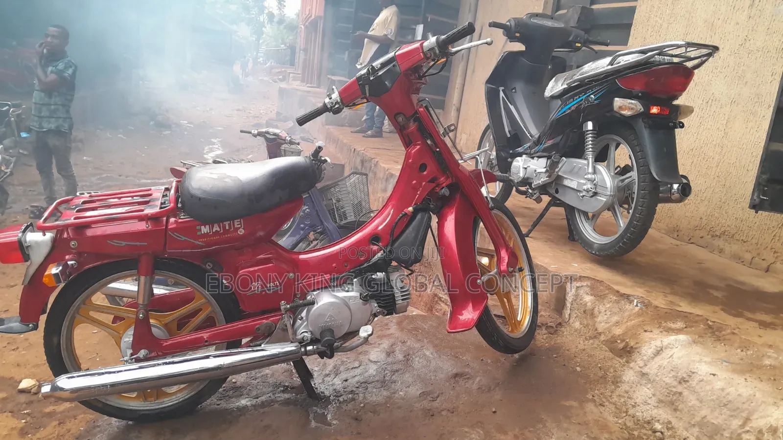 Yamaha 2012 Red