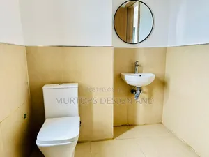 2bdrm Apartment in Lekki Phase 1 for rent