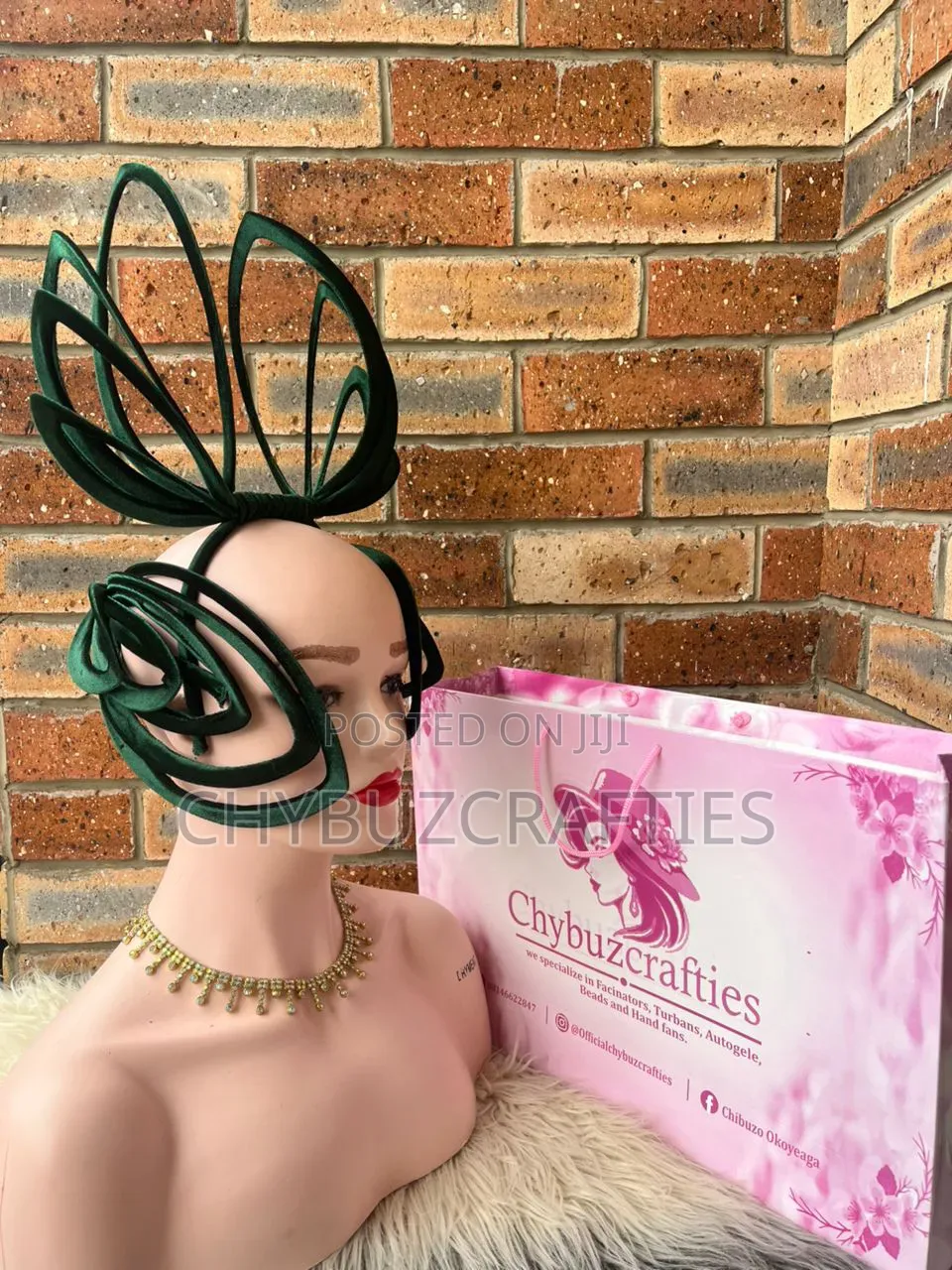 Emerald Green Facinator