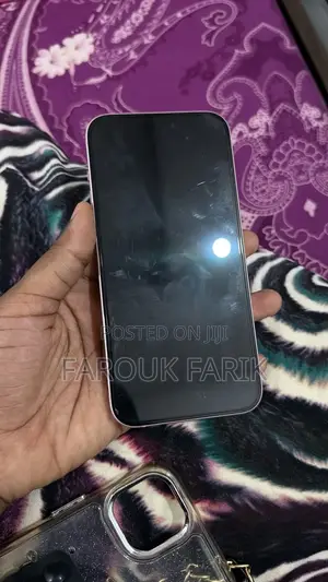 Apple iPhone 15 Plus 128 GB Pink