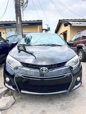 Toyota Corolla 2015 Black