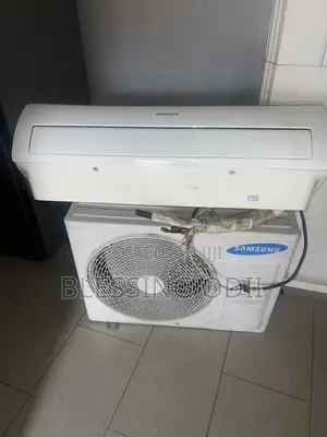 Samsung 1.5hp Low Voltage Ac With Accessories