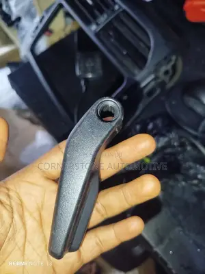 Booth Opener Land Cruiser 2010 to 2020
