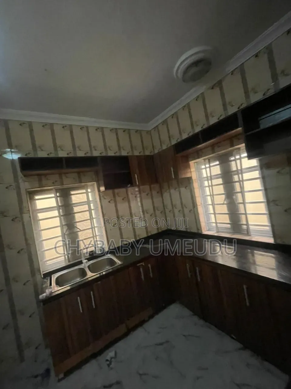 Sharp 4 Bedroom Terrence Duplex