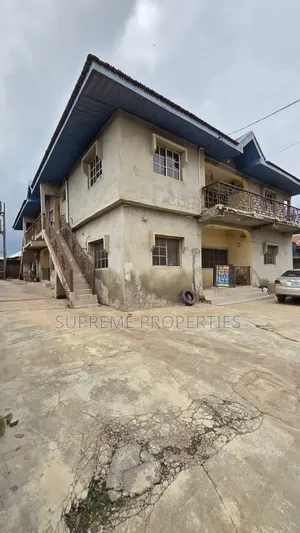 3bdrm Block of Flats in Akobo Oju Irin, Ibadan for sale