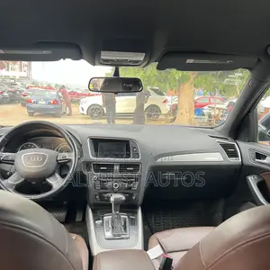 Audi Q5 TDI Premium Plus quattro 4dr SUV AWD (3.0L 6cyl Turbodiesel 8A)
