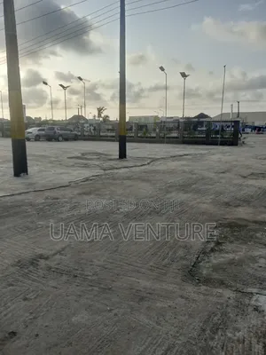 Big Shop/Space to Let