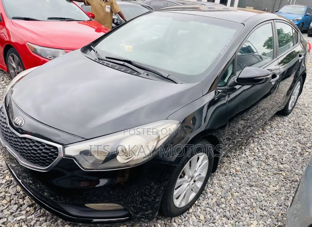 Kia Cerato 2015 Black