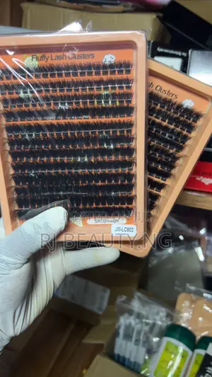 Cluster Lashes