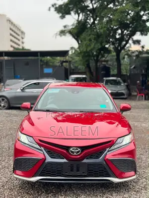 Toyota Camry 2019 Red