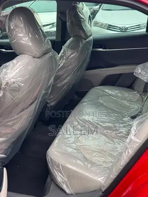 Toyota Camry 2019 Red