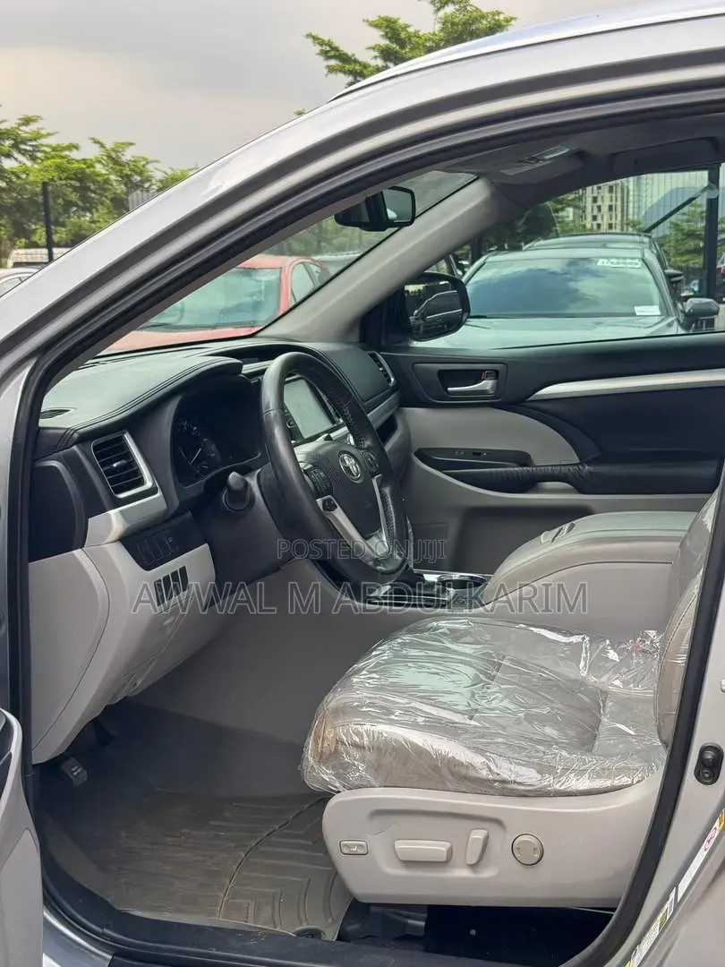 Toyota Highlander 2015 Silver
