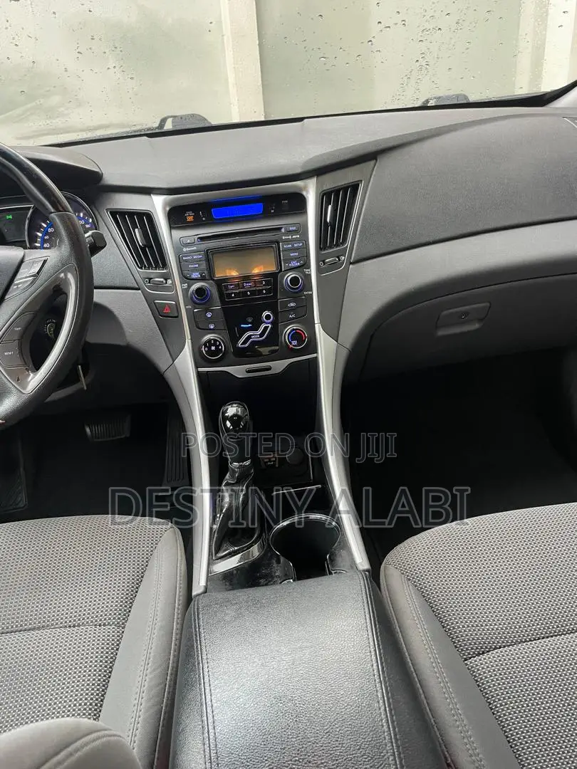 Hyundai Sonata 2013 Silver