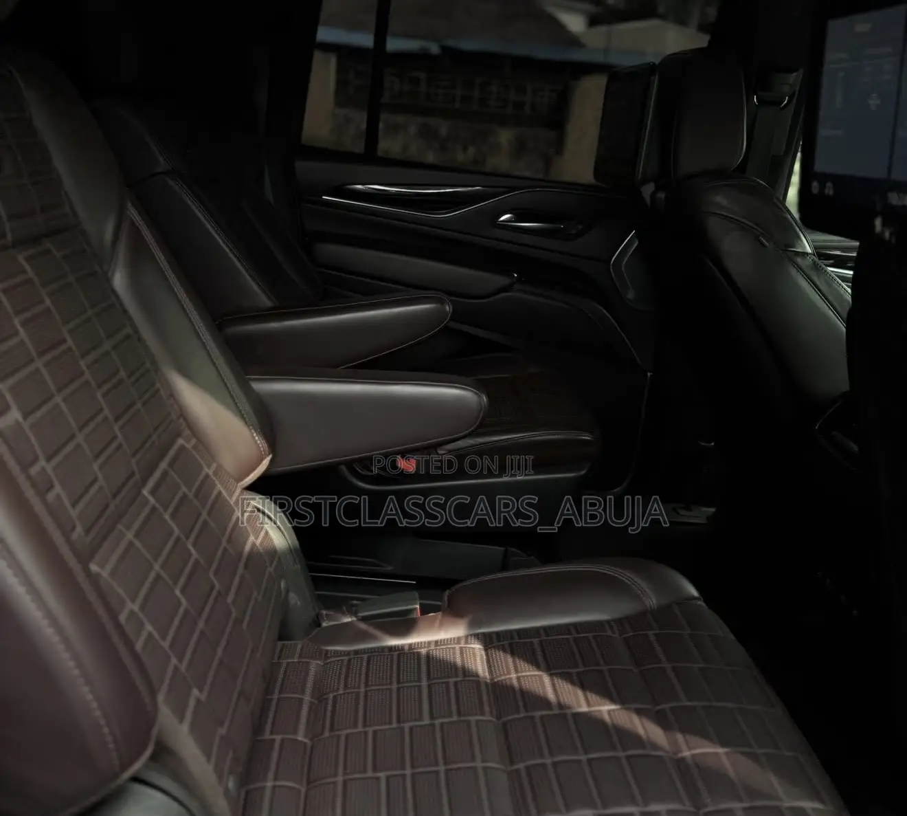 Cadillac Escalade 2022 Black