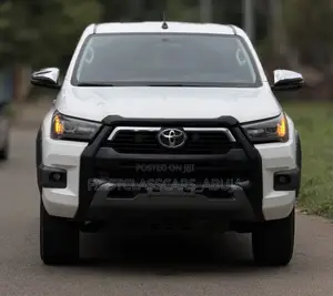 Toyota Hilux Revo Double Cab Deisel 2.4 AWD 2022 White