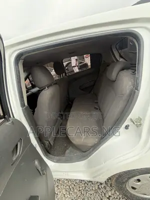 Chevrolet Spark 2012 White
