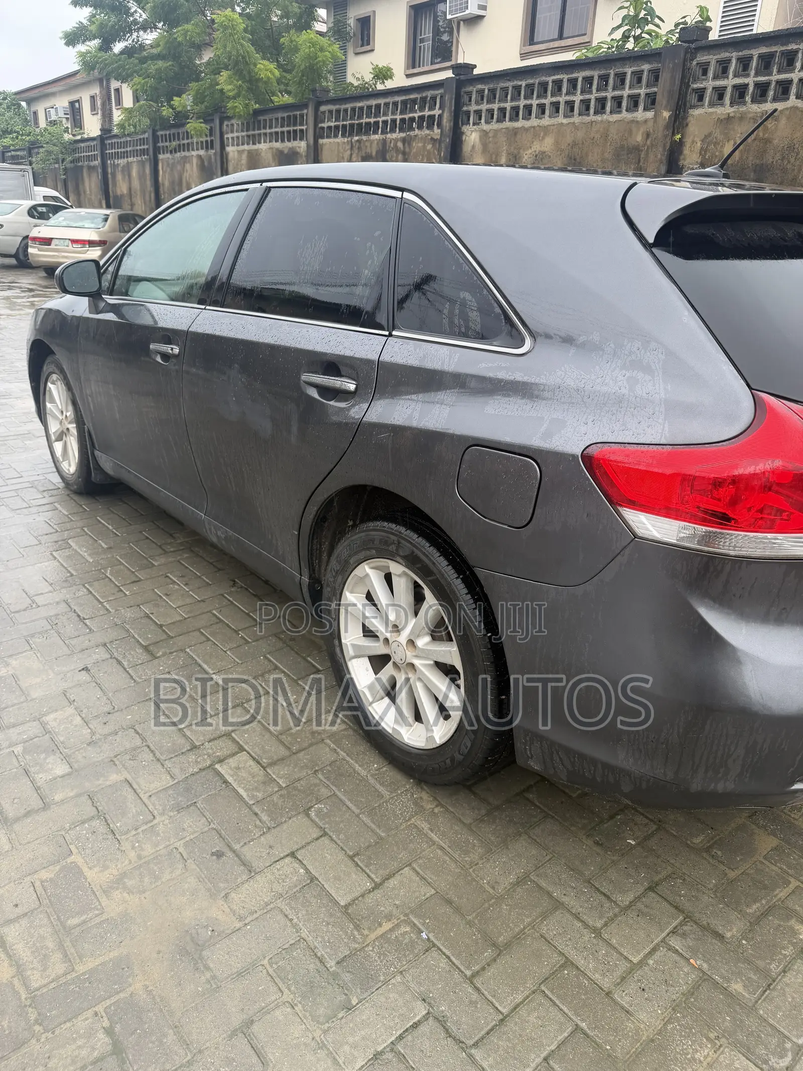 Toyota Venza Limited 2010 Gray