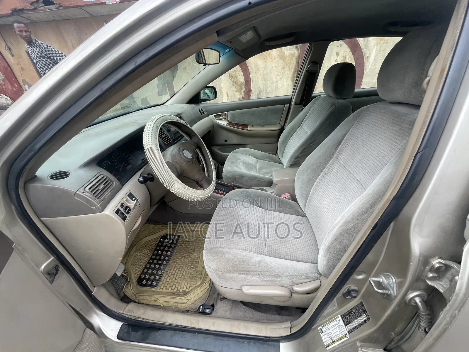 Toyota Corolla 2004 Gold