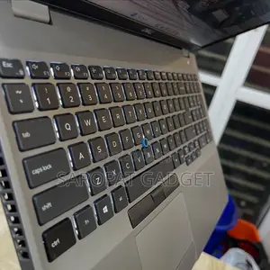 Laptop Dell Precision 3551 16GB Intel Core i7 SSD 256GB