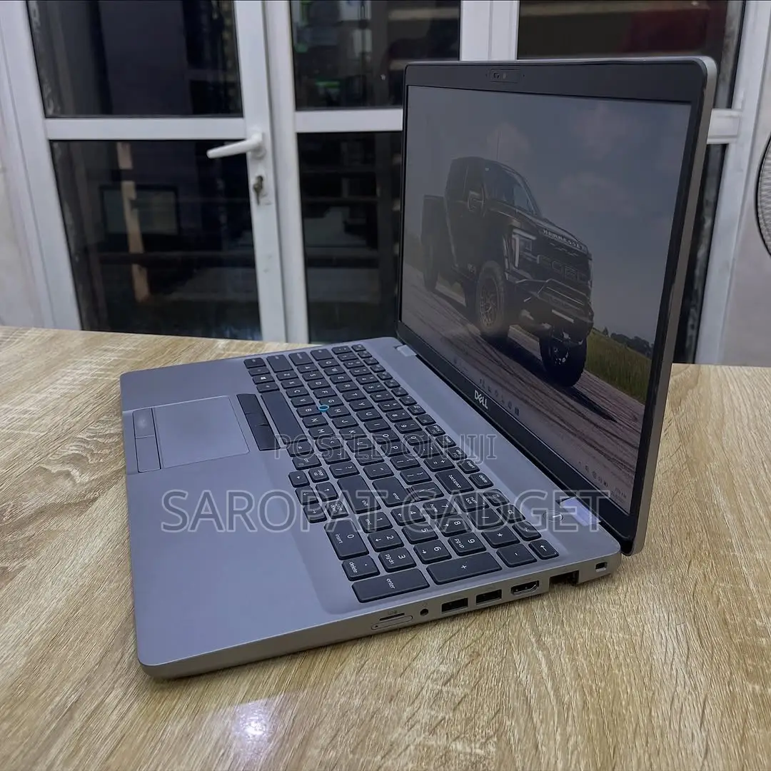 Laptop Dell Precision 3551 16GB Intel Core i7 SSD 256GB