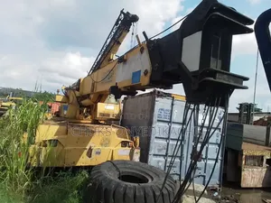 Scarp Crane