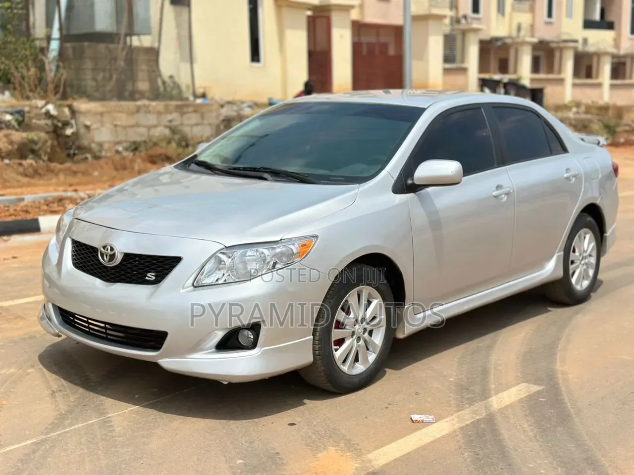 Toyota Corolla 2011 Silver