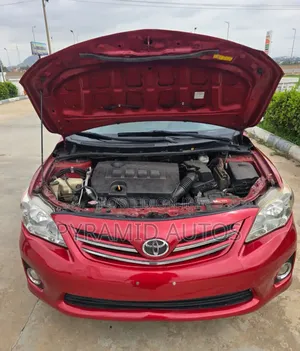 Toyota Corolla 2013 Red