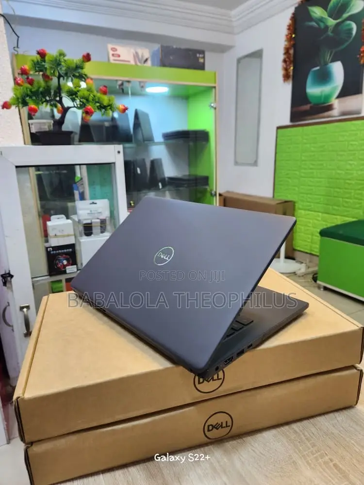 Laptop Dell Latitude 3410 4GB Intel Celeron SSD 128GB
