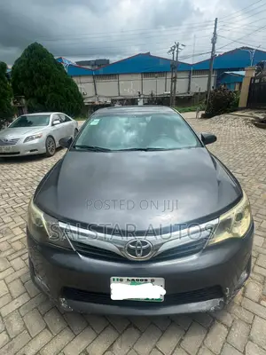 Toyota Camry 2012 Gray