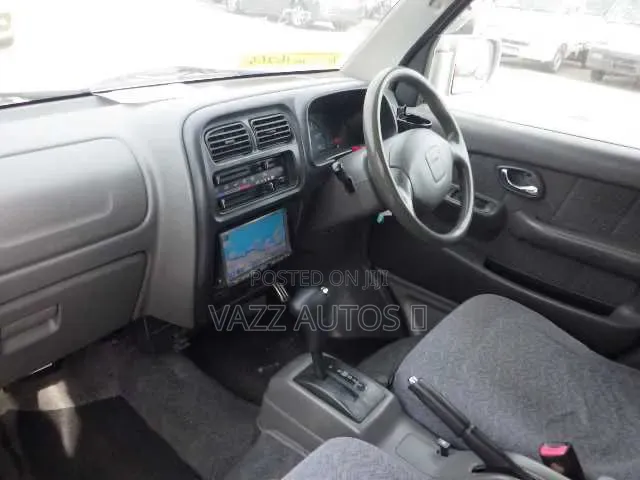 New Suzuki Every 2011 Black