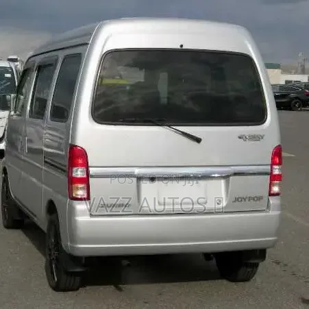 New Suzuki Every 2011 Black