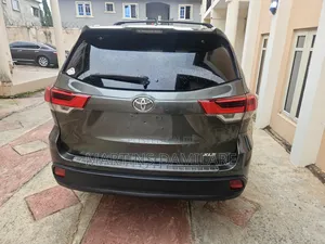 Toyota Highlander 2015 Green