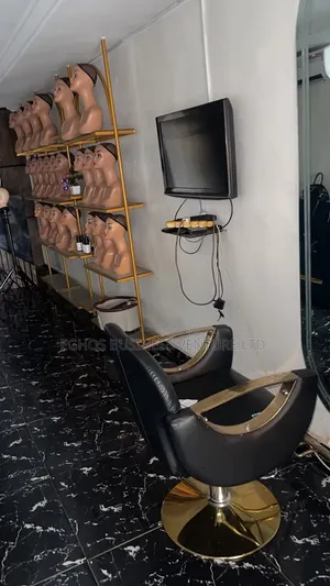 Unisex Salon for Sale Along Ekenwanroad Call Now