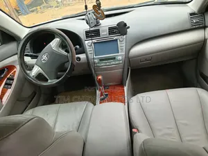 Toyota Camry XLE V6 4dr Sedan (3.5L 6cyl 6AM) 2008 Silver