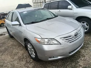 Toyota Camry XLE V6 4dr Sedan (3.5L 6cyl 6AM) 2008 Silver