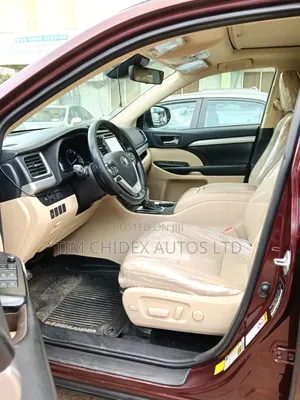 Toyota Highlander XLE 2019 Burgundy