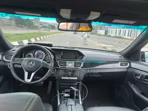 Mercedes-Benz E400 2016 Black