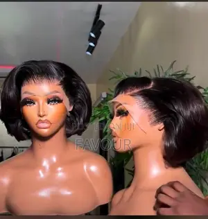 Queen Favour Collections