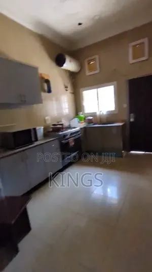 3bdrm Bungalow in Lifecamp Main for rent