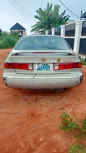 Toyota Camry 2002 Silver