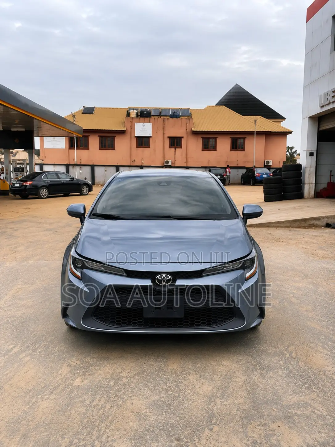 Toyota Corolla LE 2020 Gray