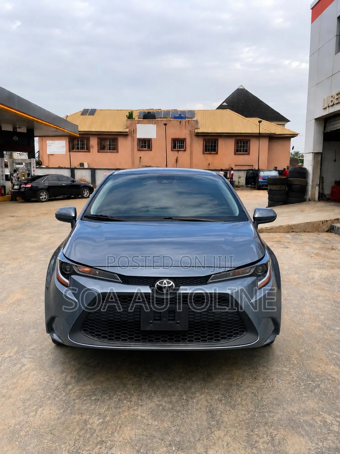 Toyota Corolla LE 2020 Gray