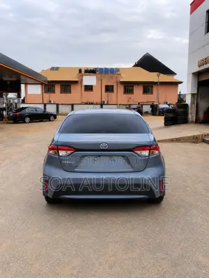 Toyota Corolla LE 2020 Gray