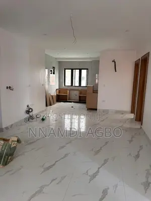 3bdrm Apartment in Alagomeji for rent