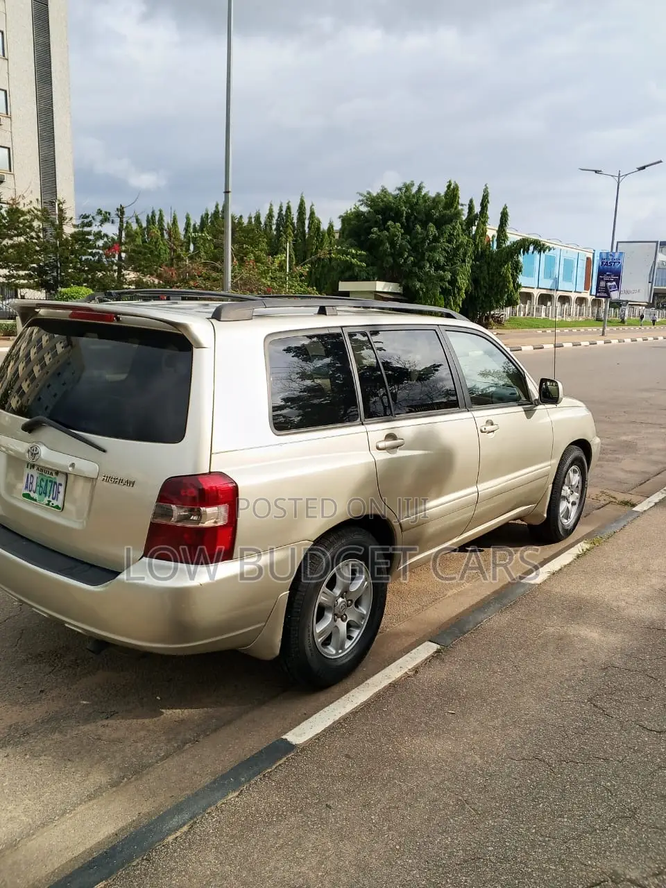 Toyota Highlander 2005 Gold